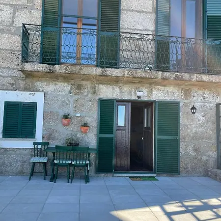 Casa de Férias Terraço da Estrela Chalés Moura Penhas da Saúde